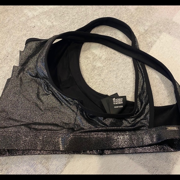 Like New Pink Victoria Secret Ultimate Sports Bra - Picture 5 of 8